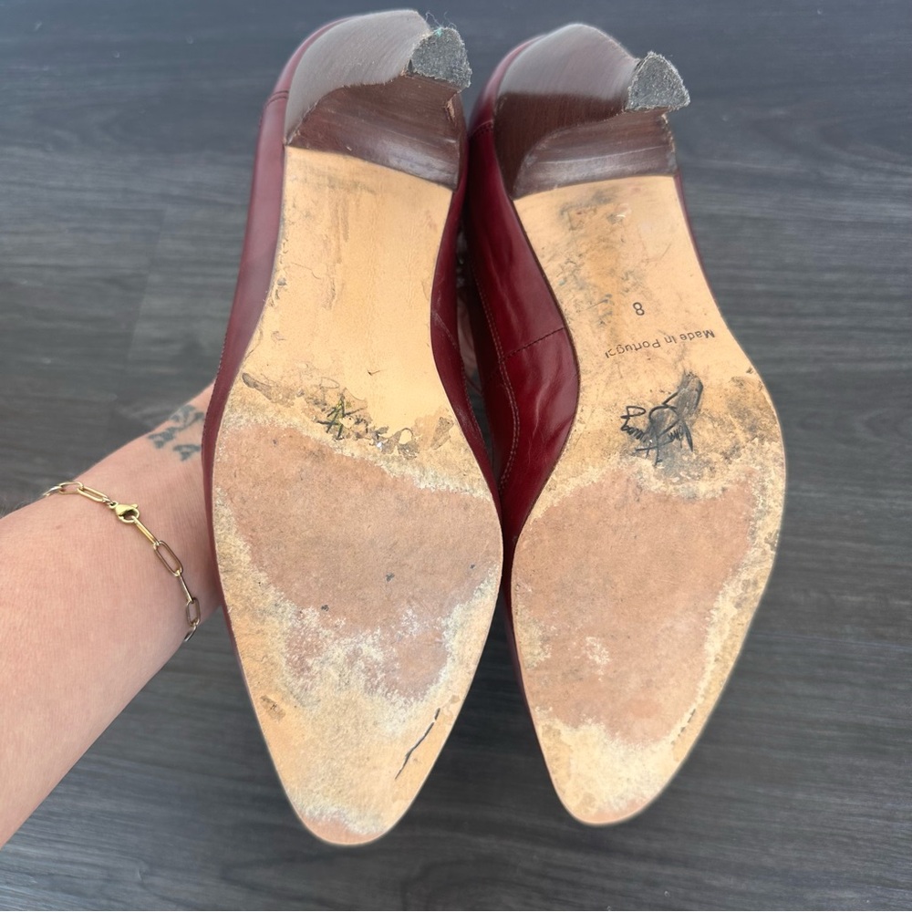 John Fluevog Women’s Teapots Sencha T Strap Leather Wooden Heels Burgundy 8 - Picture 9 of 10